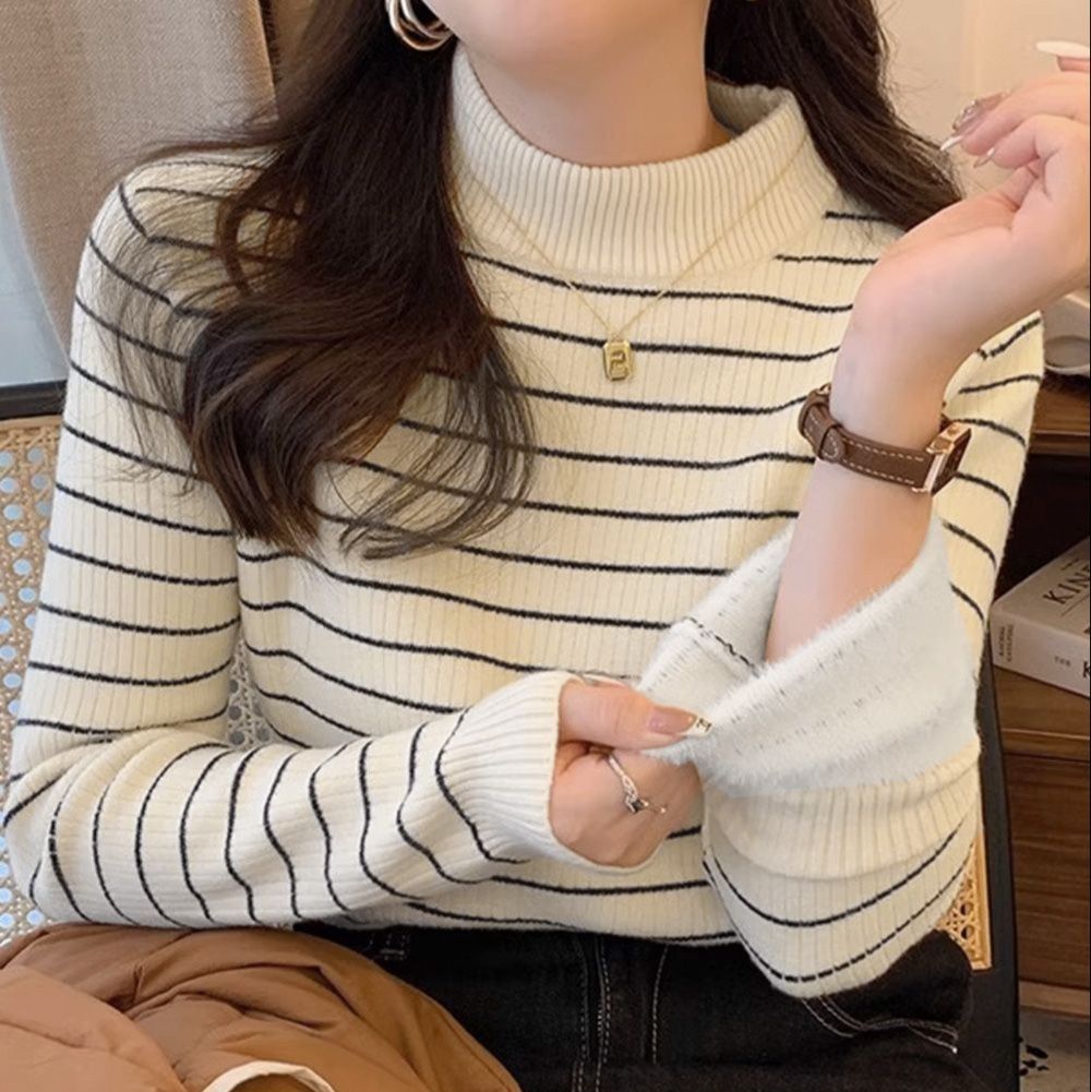 ママコーデ 公園にも最適な裏微起毛ボーダーニット