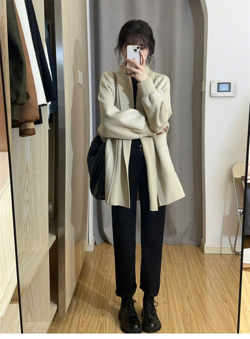 https://fulmo-img-server.com/mamacloset/1da48ae9-dca8-4100-97d4-2d6a7f5f2345.jpg