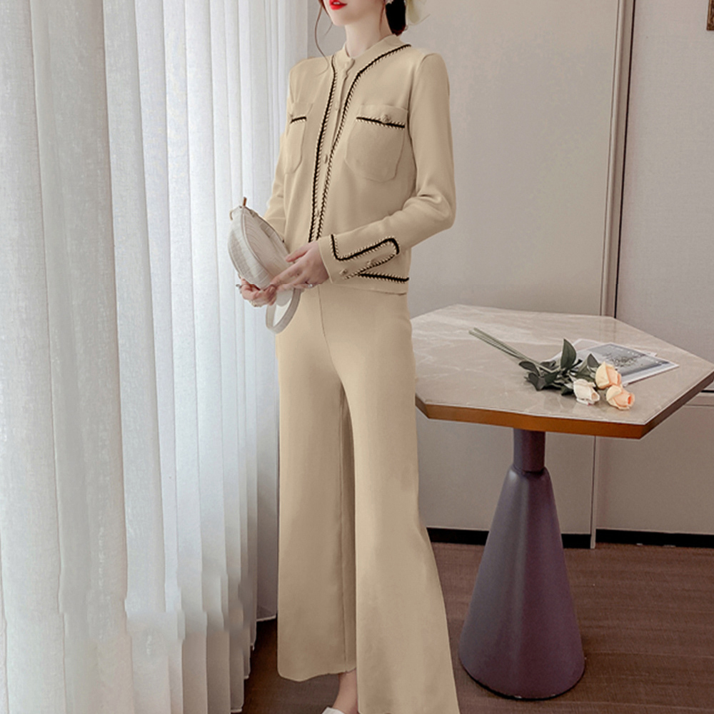 ママコーデ 卒業式対応 ニットセットアップ 配色ステッチ上下組 秋冬