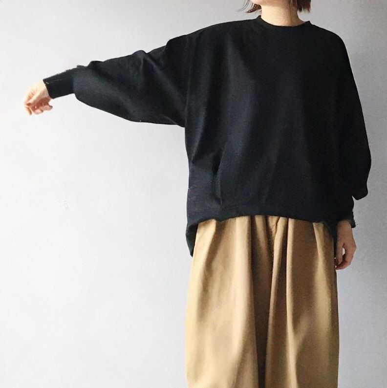 ママコーデ ゆったりバルーンパンツ＋スウェットシャツ