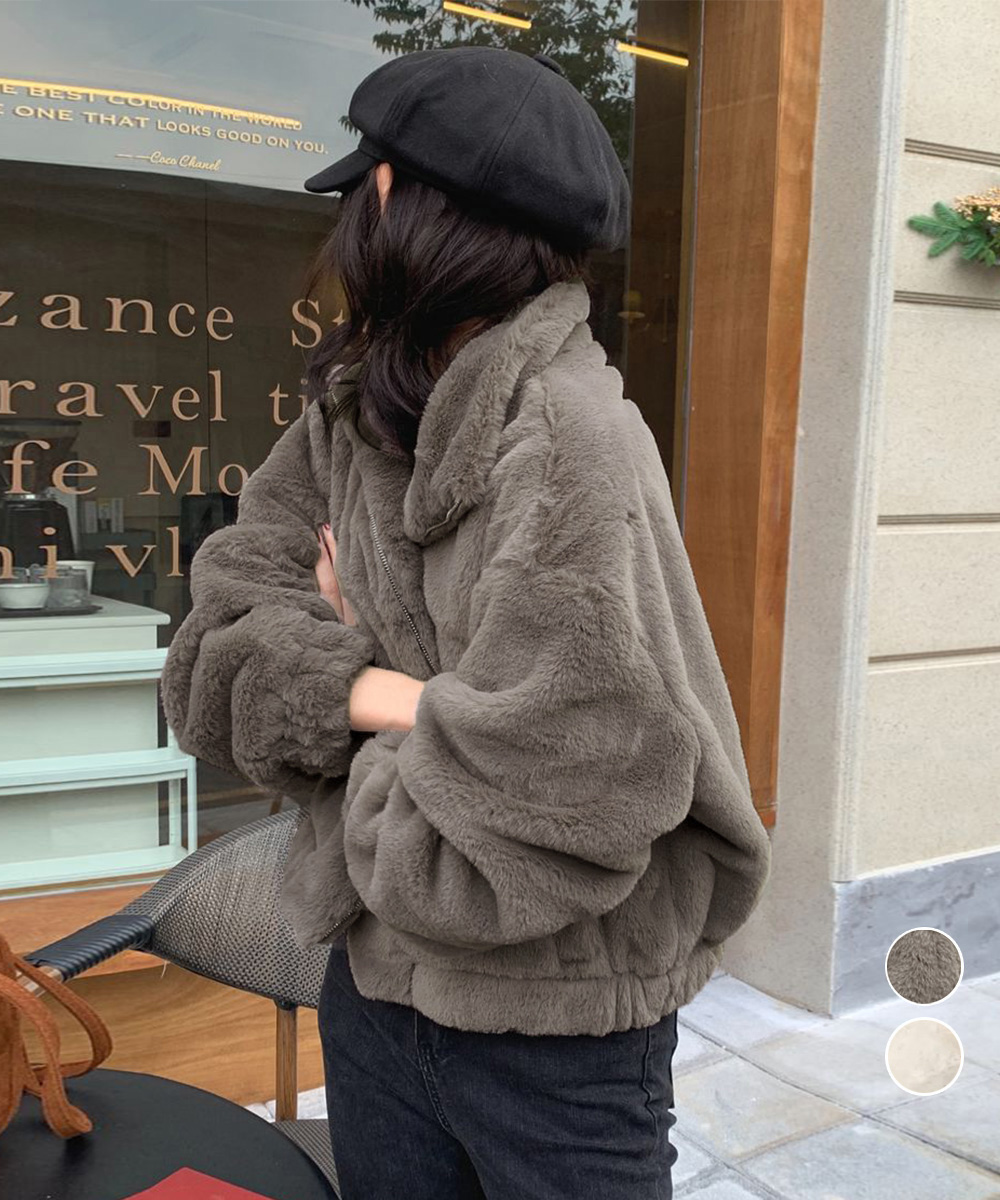 ママコーデ 公園お出かけにぴったりふわふわボアブルゾン