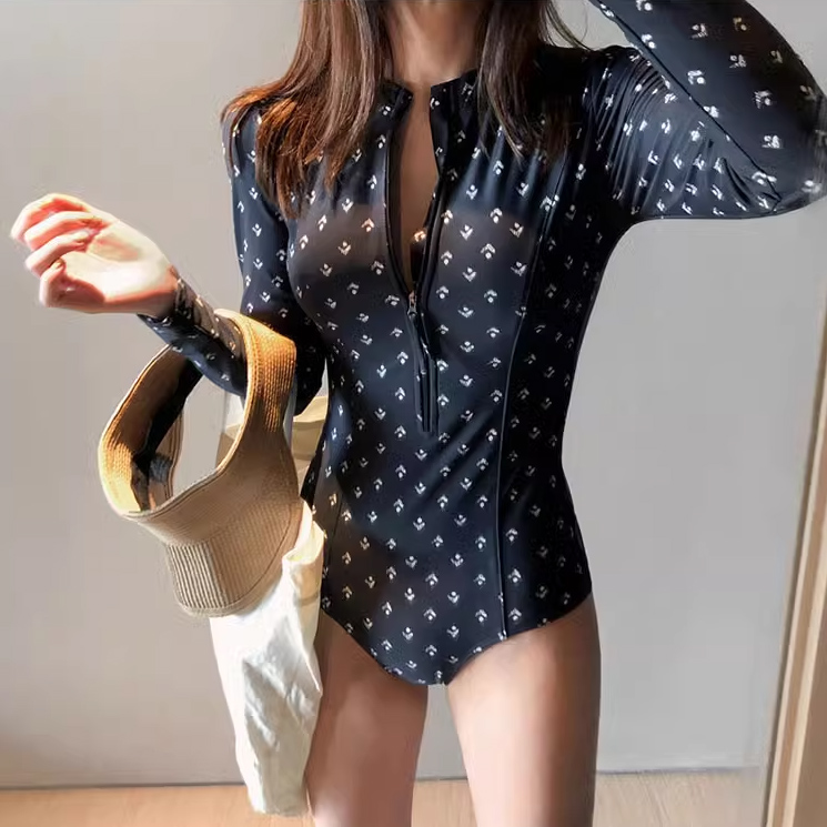 https://fulmo-img-server.com/mamacloset/5ddb90b6-07b1-4e39-9b0c-4ef8dc5ed501.jpg