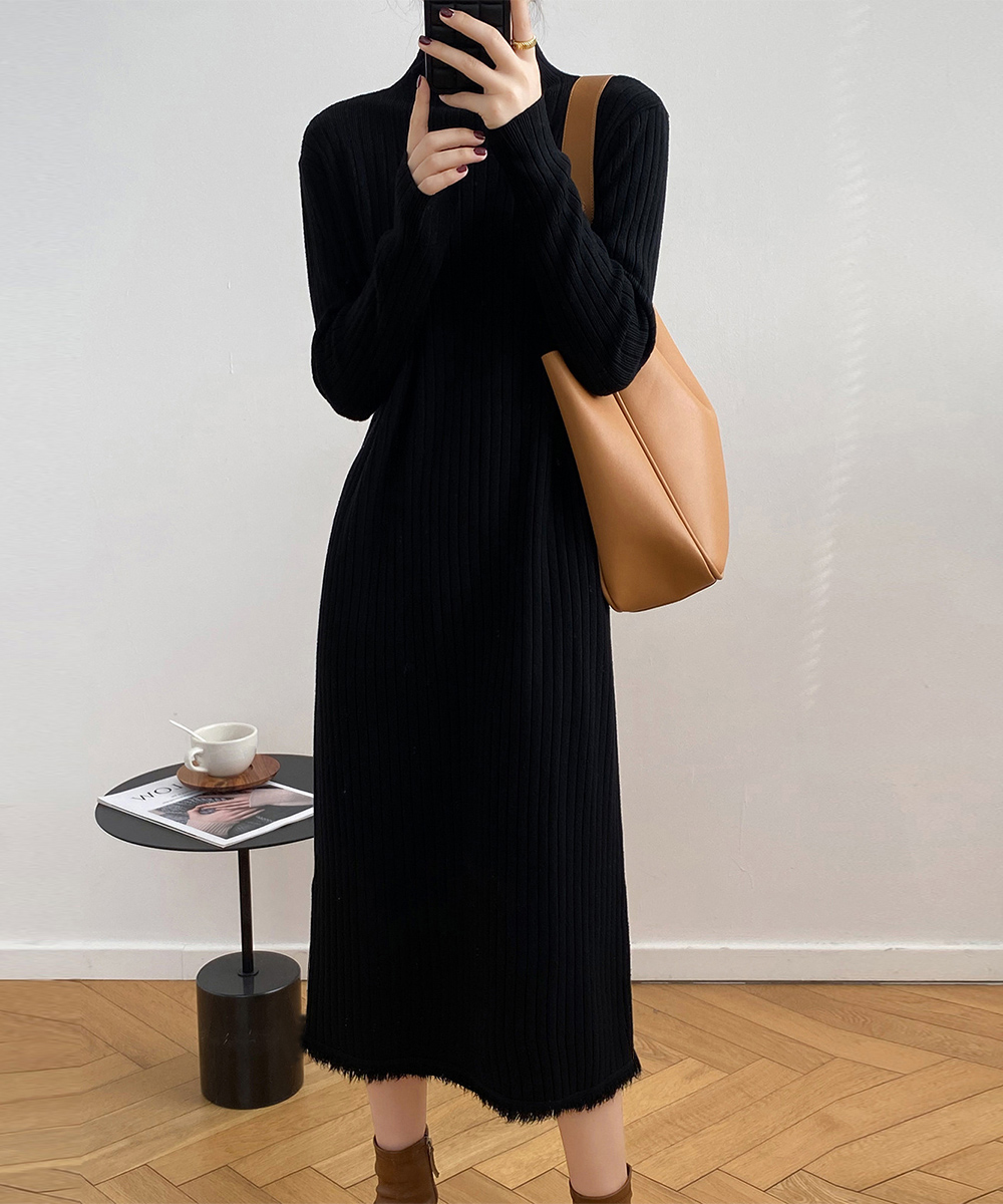 ママコーデ 発表会対応 裾房飾り付きリブ編みニットワンピース