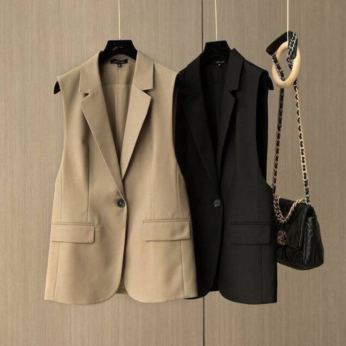 https://fulmo-img-server.com/mamacloset/683c1daa-a72d-4689-ac1c-5670e88878aa.jpg