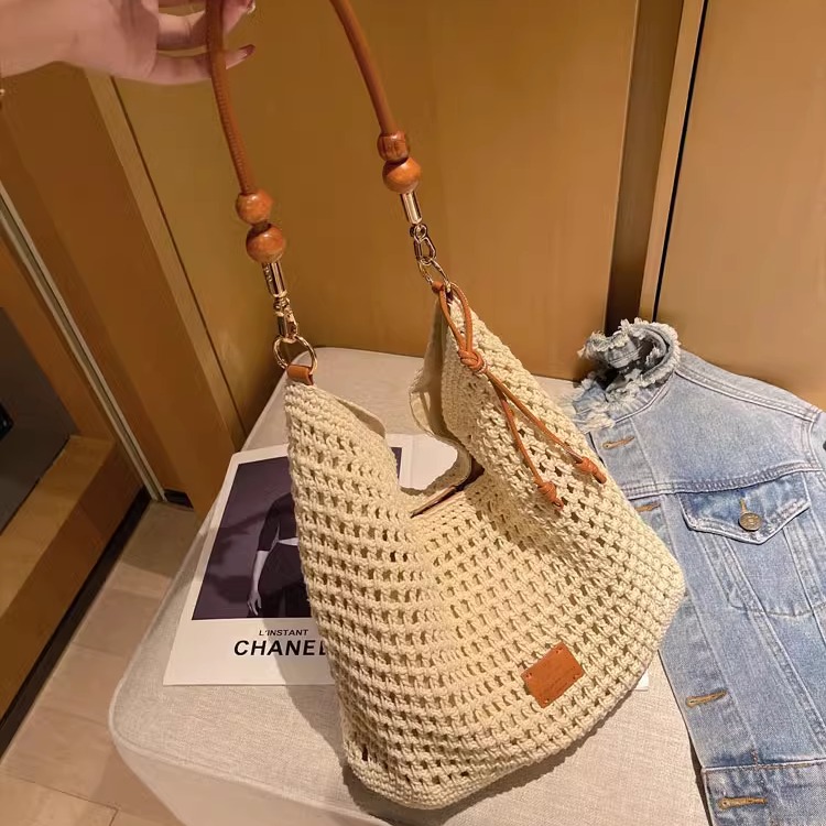 ママコーデ ナチュラル編み巾着ショルダーバッグ