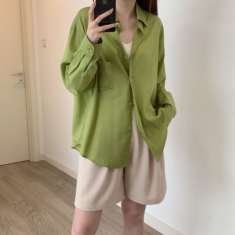 https://fulmo-img-server.com/mamacloset/a3d8953c-b62f-479b-9a3c-2ae24720e6a9.jpg