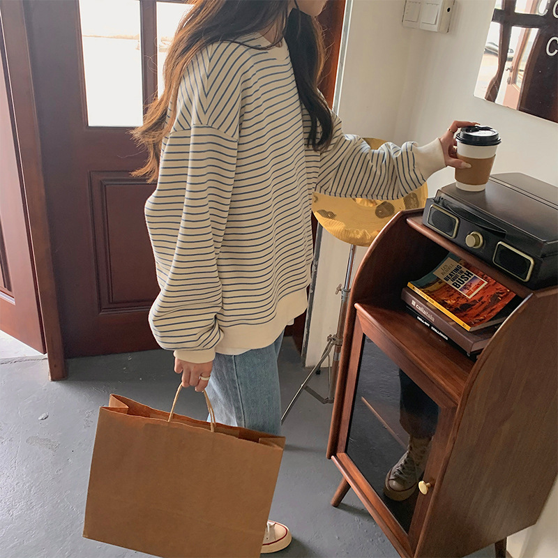 ママコーデ ゆったりボーダー切り替えトレーナー
