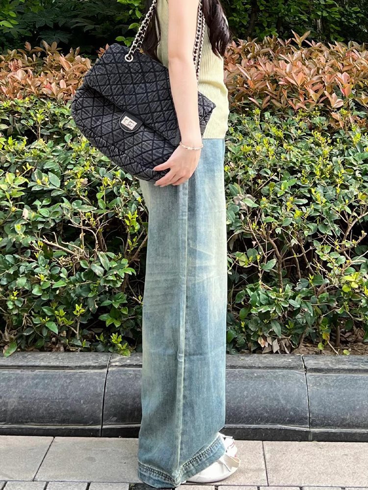 ママコーデ ゆったりワイドデニムパンツ