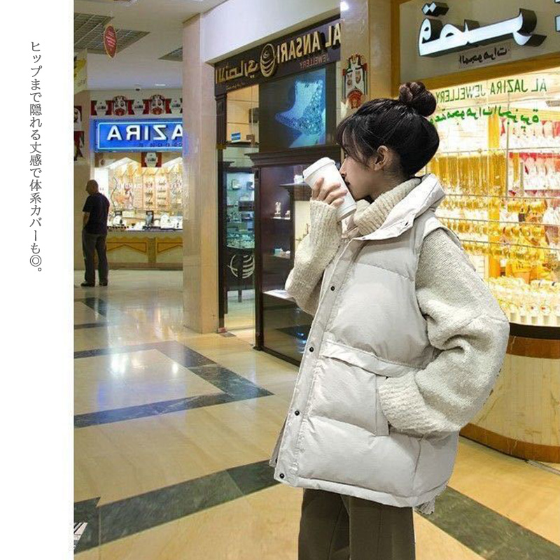 ママコーデ 公園散歩に最適 軽量中綿ベスト 女性用防寒着
