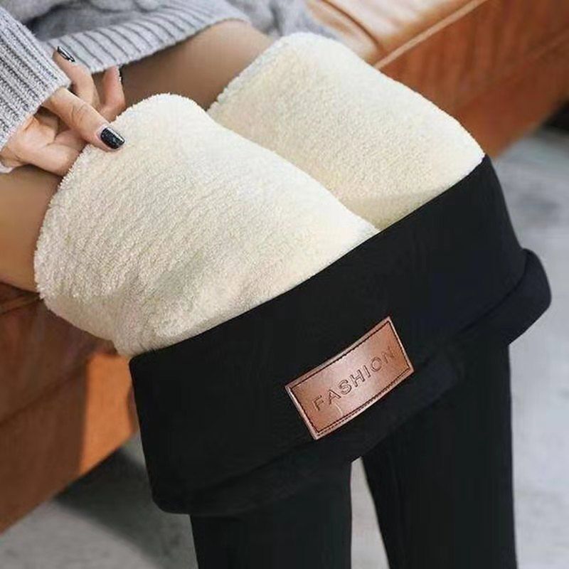 ママコーデ マタニティ ストレッチ美脚パンツ