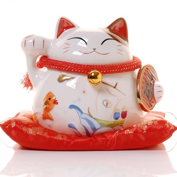 招き猫 金鈴付き陶器製招き猫の置物 座布団セット