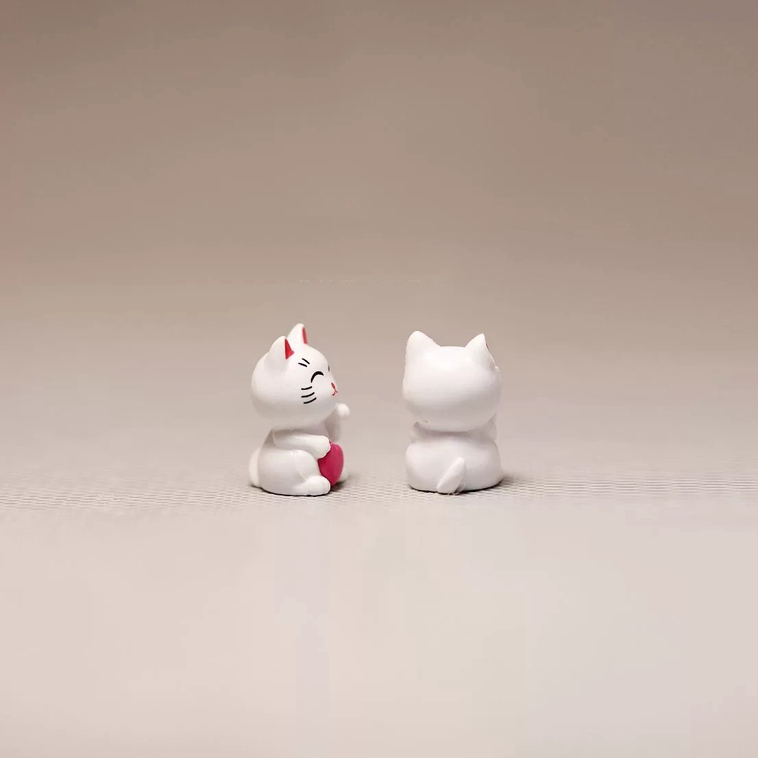 https://fulmo-img-server.com/manekidou/4a4468b1-e80c-4f0c-9215-6f28ff44cf3d.jpg