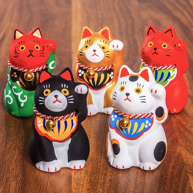 招き猫 五福招き猫 手描き鈴付き置物