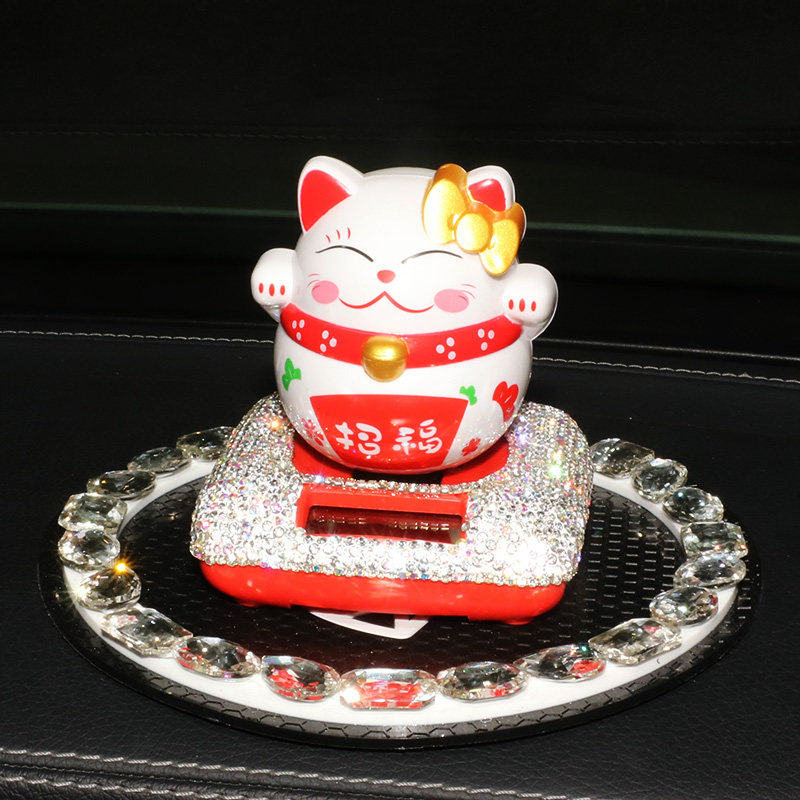 https://fulmo-img-server.com/manekidou/f5c7866a-3727-4ad6-8148-fa6a6b4a3385.jpg