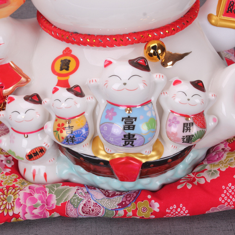 https://fulmo-img-server.com/manekidou/f9ce6b70-ac9b-4868-8c37-72d53d6d2eee.jpg