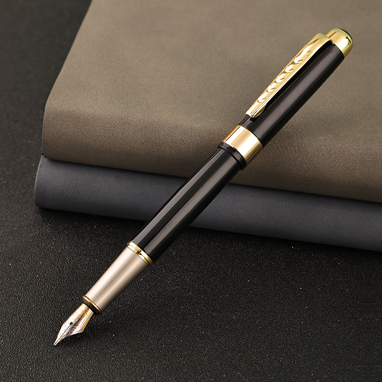 万年筆 金装飾クリップ付き高級細字万年筆