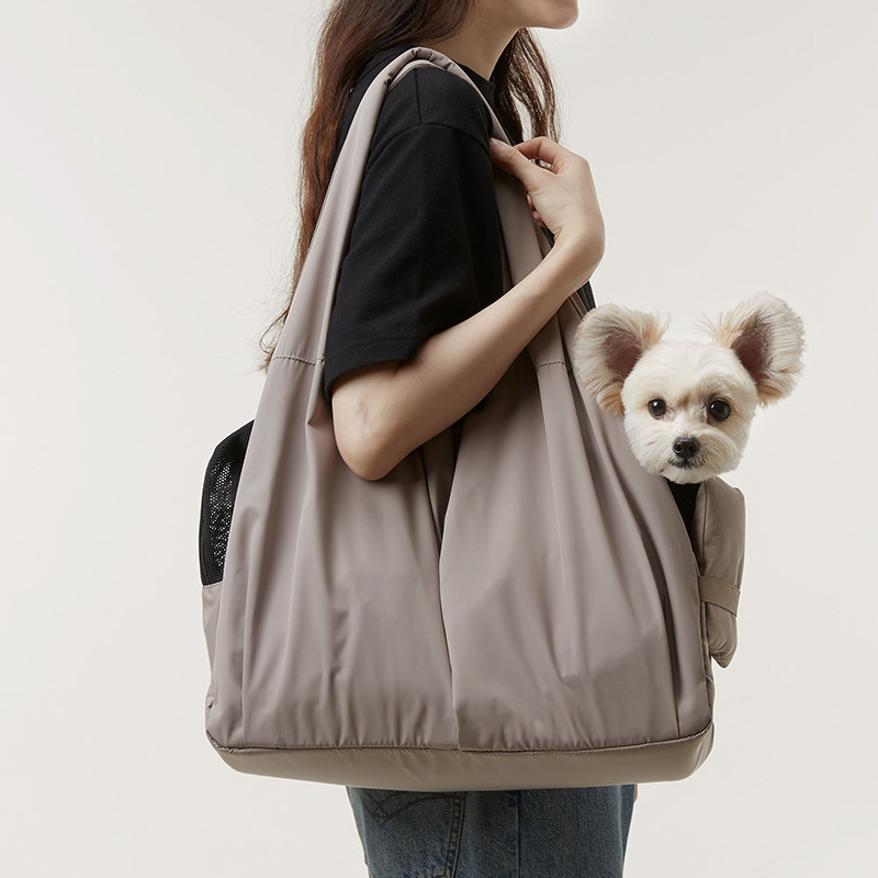 犬キャリーバッグ トートバッグ型犬用斜め掛けキャリー