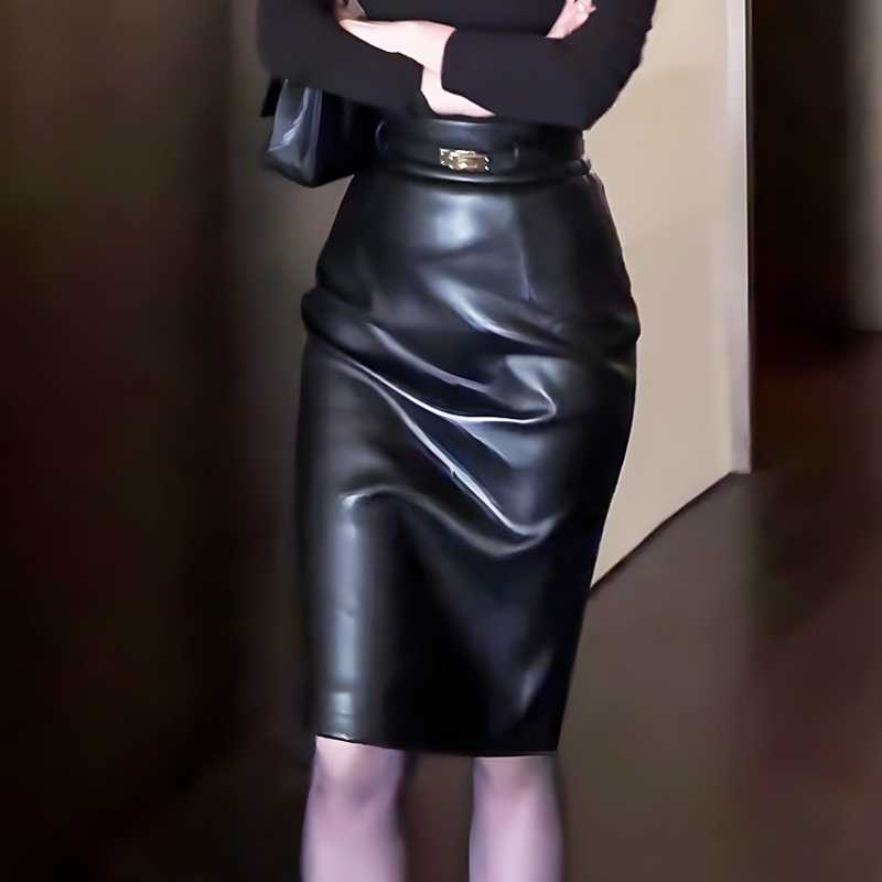 大人の女性にぴったり！マーメイドスカート×ベルトのコーディネート5選