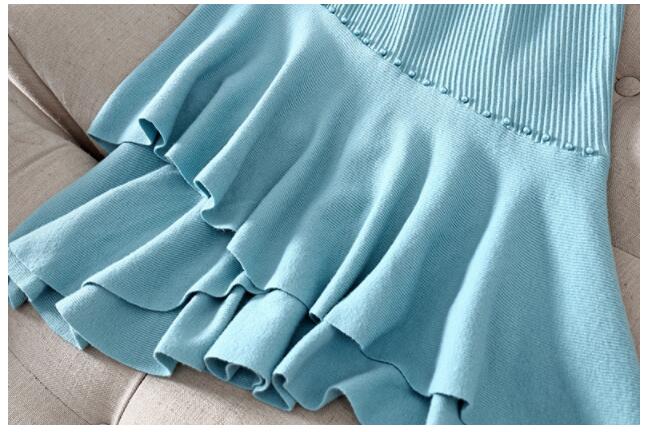 ビーズ装飾ニットセット丸首プルオーバーとマーメイドスカート