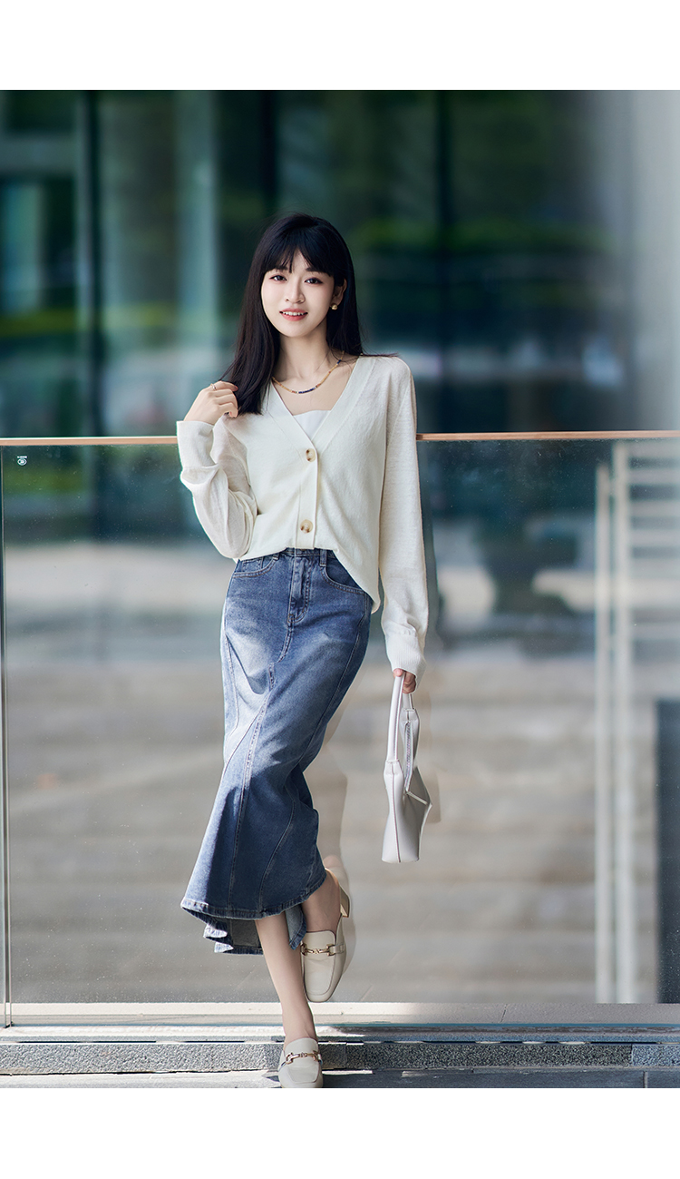 マーメイドスカート 優雅な後ろ姿マーメイドスカート