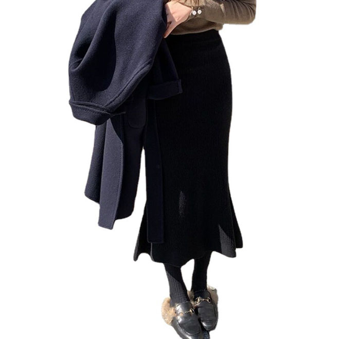 ニット素材マーメイドスカート バックスリット付き