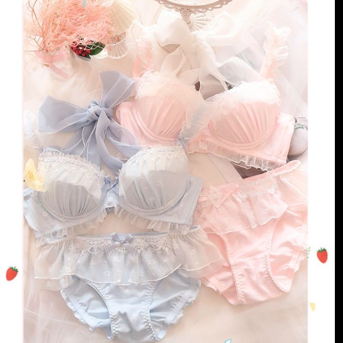 女装 姫系フリルリボン付き上下セット