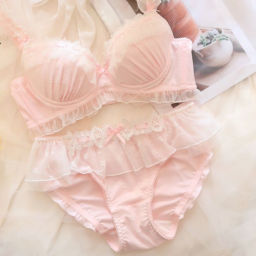 女装 姫系フリルリボン付き上下セット