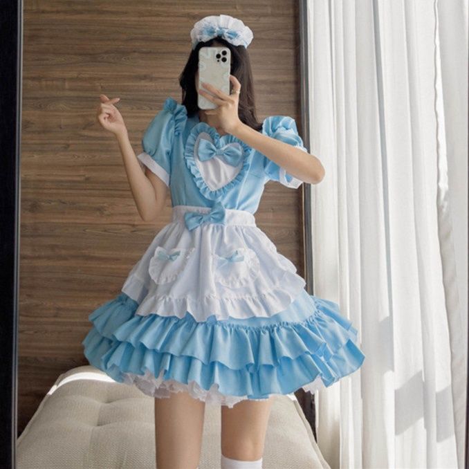 女装 ハート窓付きフリルメイド服三段スカート衣装