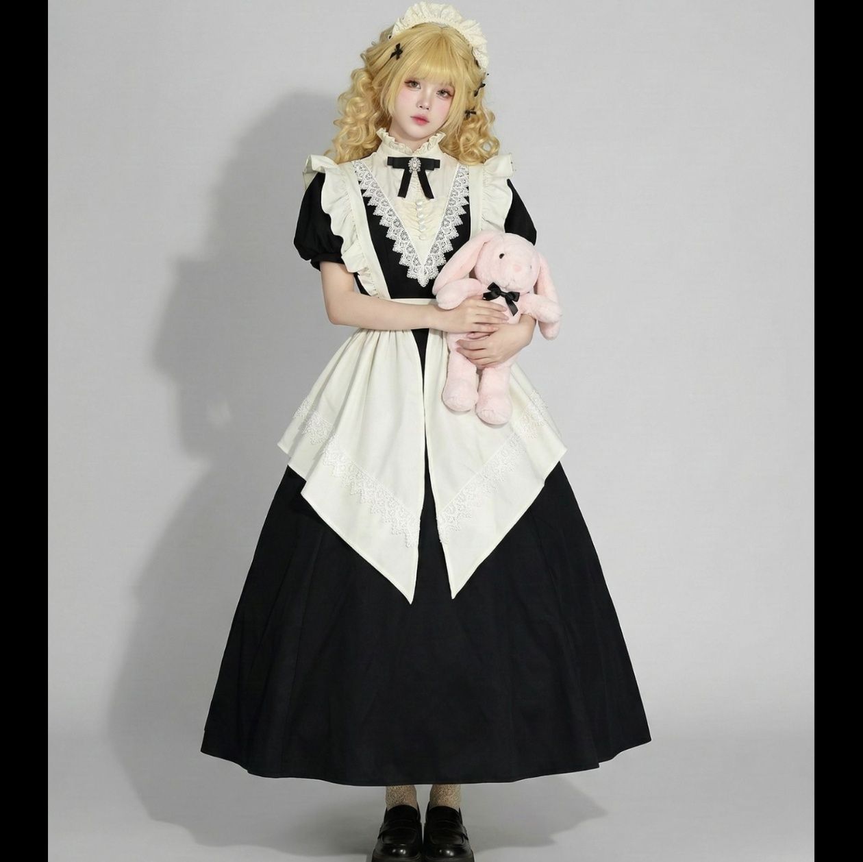 女装 クラシカルレースエプロン付きメイドロングドレス