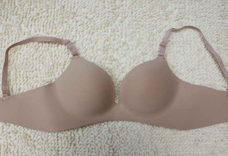 女装 無地シンプル成型カップ付きブラジャー