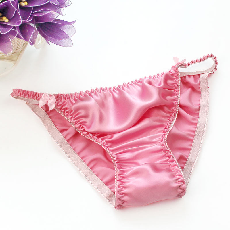 女装 光沢サテン生地のフリル付き紐パンツ