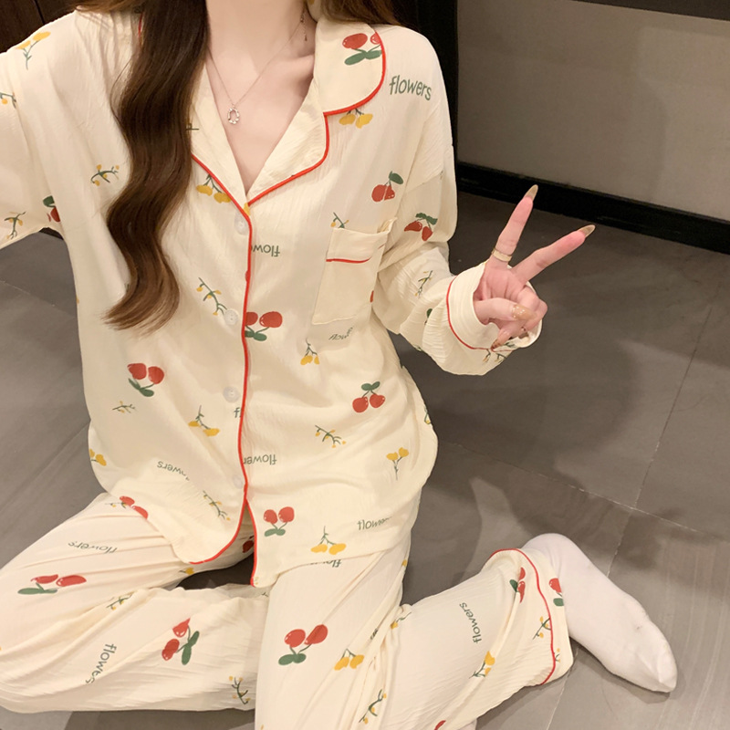 女装 さくらんぼ柄がかわいい長袖パジャマ上下セット