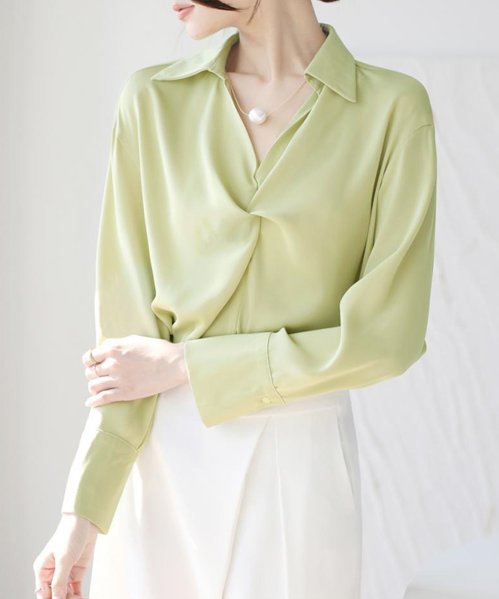 女装 上品な深襟ねじりブラウス長袖スーツシャツ
