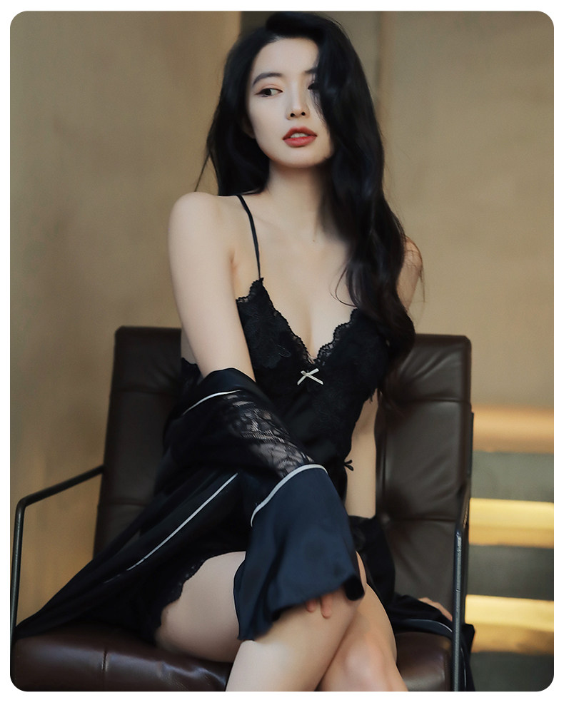 花柄サテンレースキャミソール