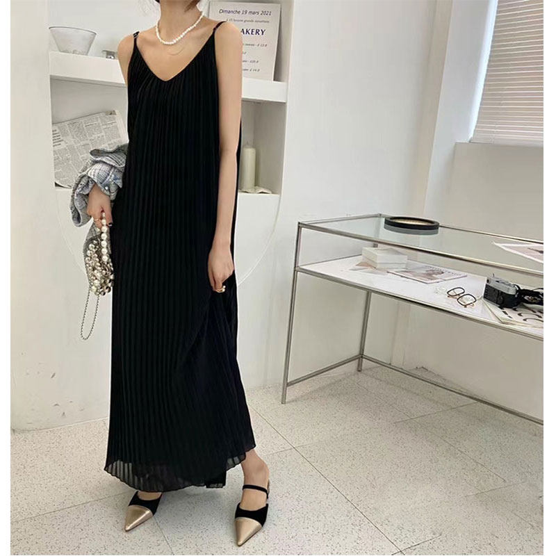 女装 縦プリーツキャミソール型ロングワンピース