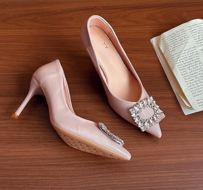 女装用ビジュー付き尖り先ハイヒール下着パンプス