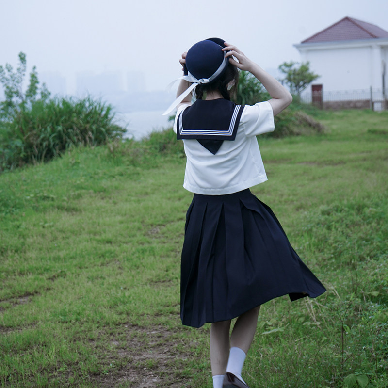 女装 清楚系半袖セーラー服上下セット帽子付き