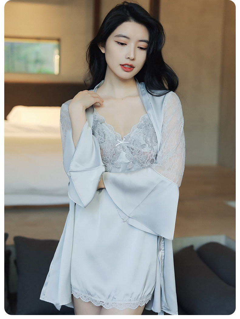 花柄サテンレースキャミソール