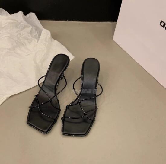 女装 夏用女性下着対応細身高跟涼鞋通勤用