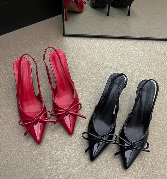 女装 女性用尖り先ハイヒール下着セット リボン付きサンダル