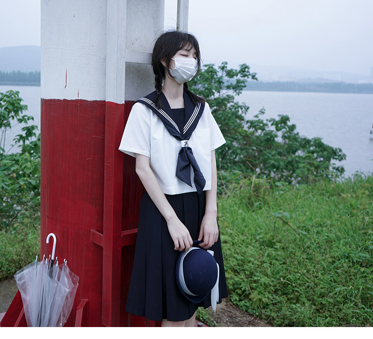 女装 清楚系半袖セーラー服上下セット帽子付き