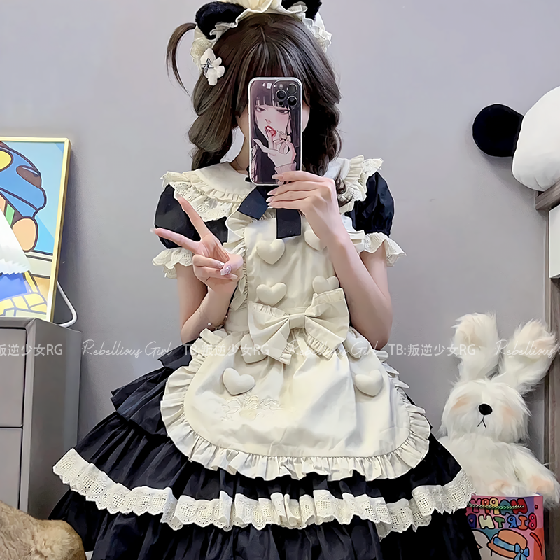 女装 ハート刺繍エプロン付きフリルメイド服