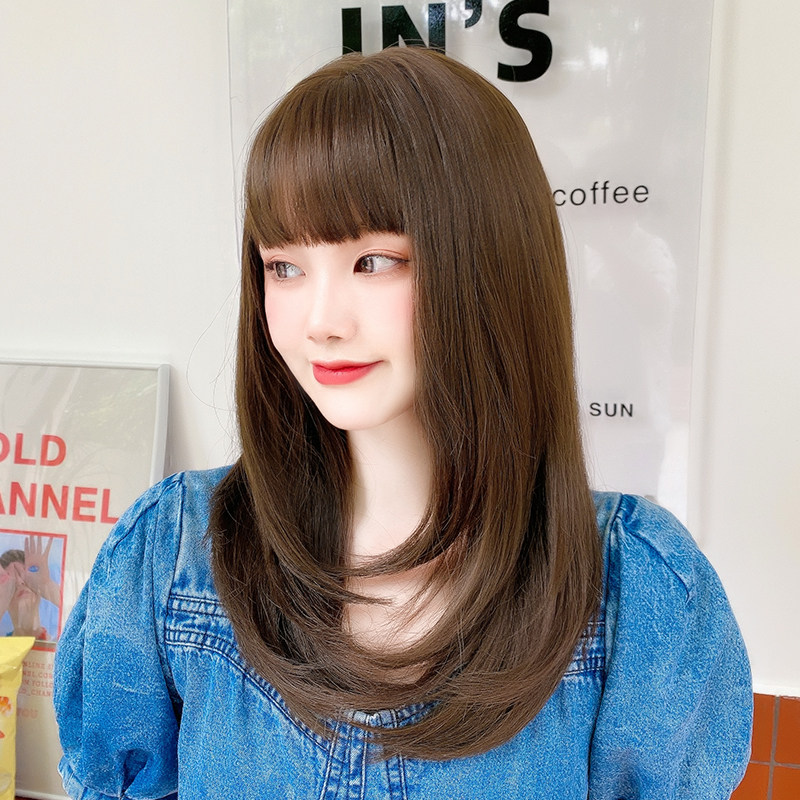 ぱっつん前髪清楚系ストレートセミロングウィッグ