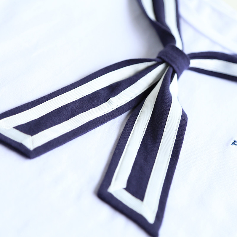 女装 フリル袖セーラー服上下セット王冠刺繍入り