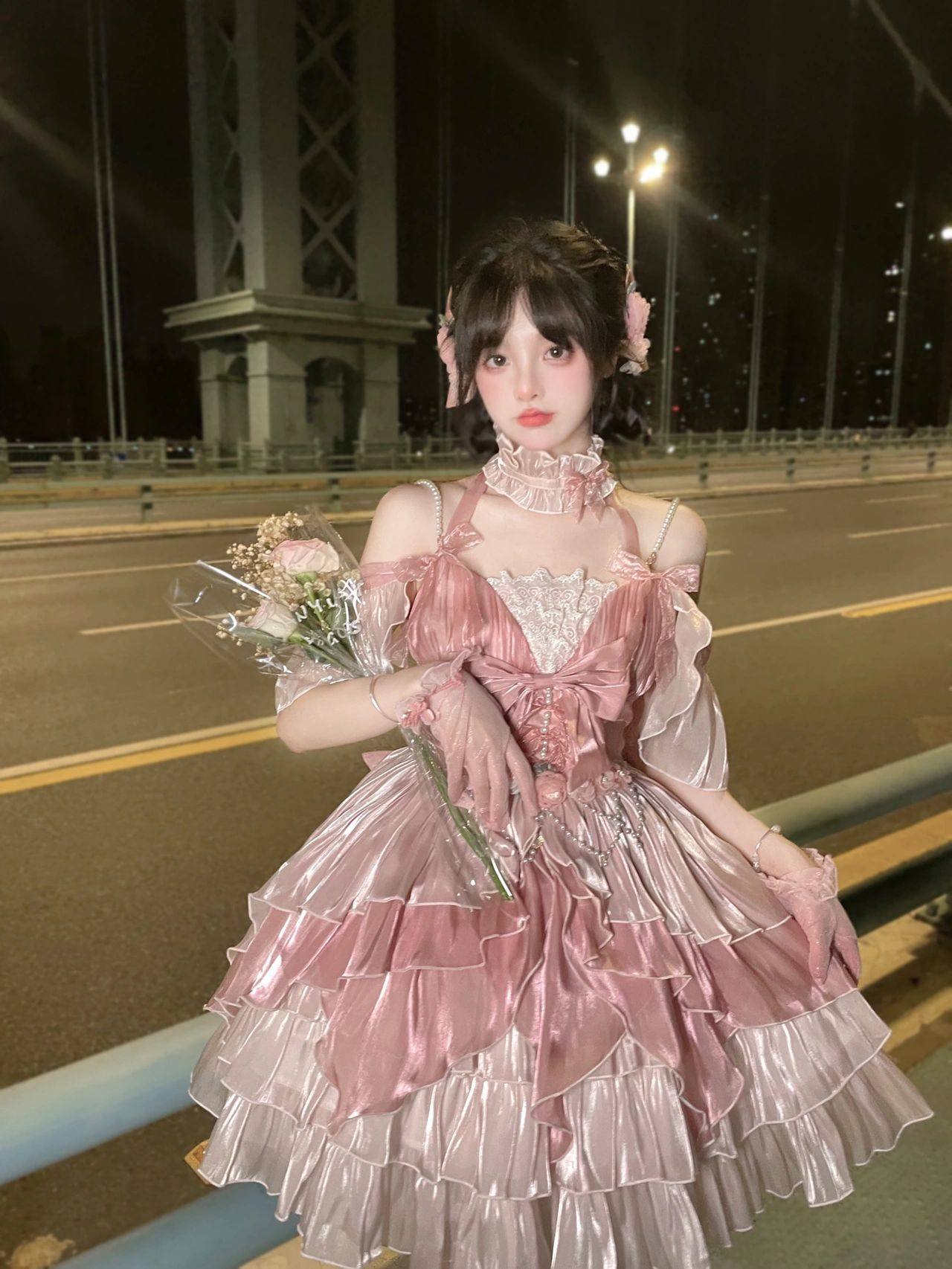 女装 姫系フリルオフショルダー光沢プリンセスドレス