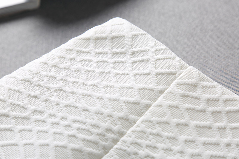 キルティング生地タイトミニスカート