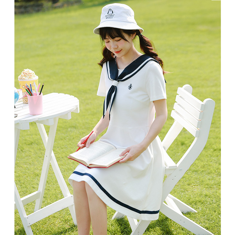女装 清楚系半袖ワンピース型セーラー服