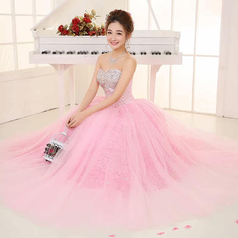 女装 ビジュー輝くプリンセスボリューム舞踏会ドレス