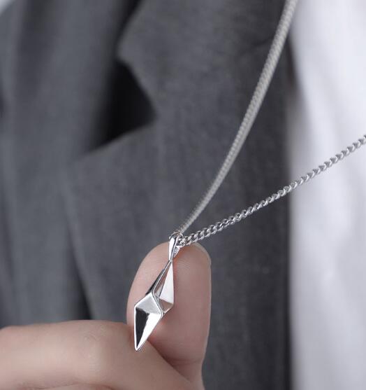 メンズアクセサリー メンズ幾何学ペンダントネックレス