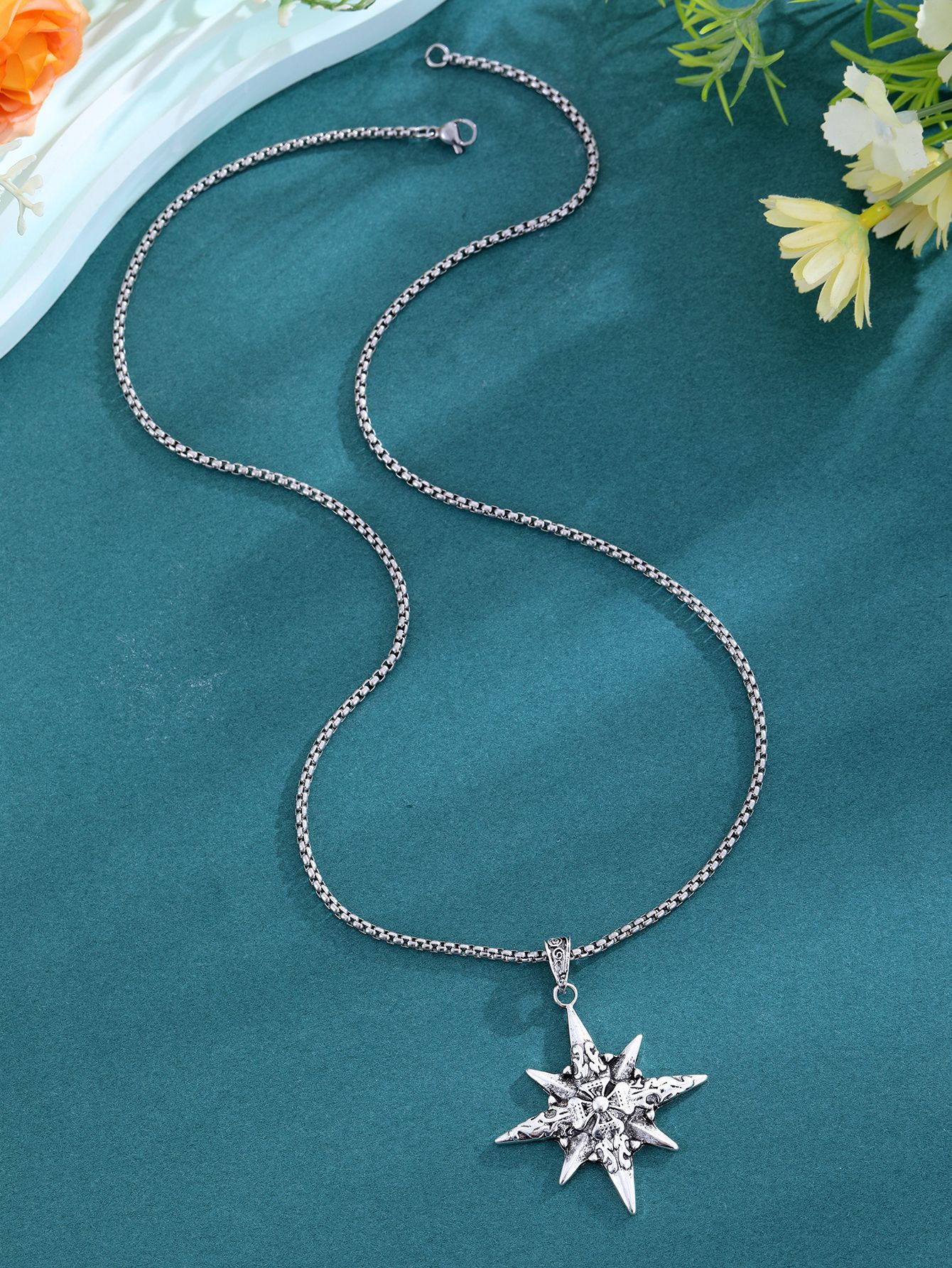 メンズアクセサリー 北極星の導き 彫刻星ネックレス